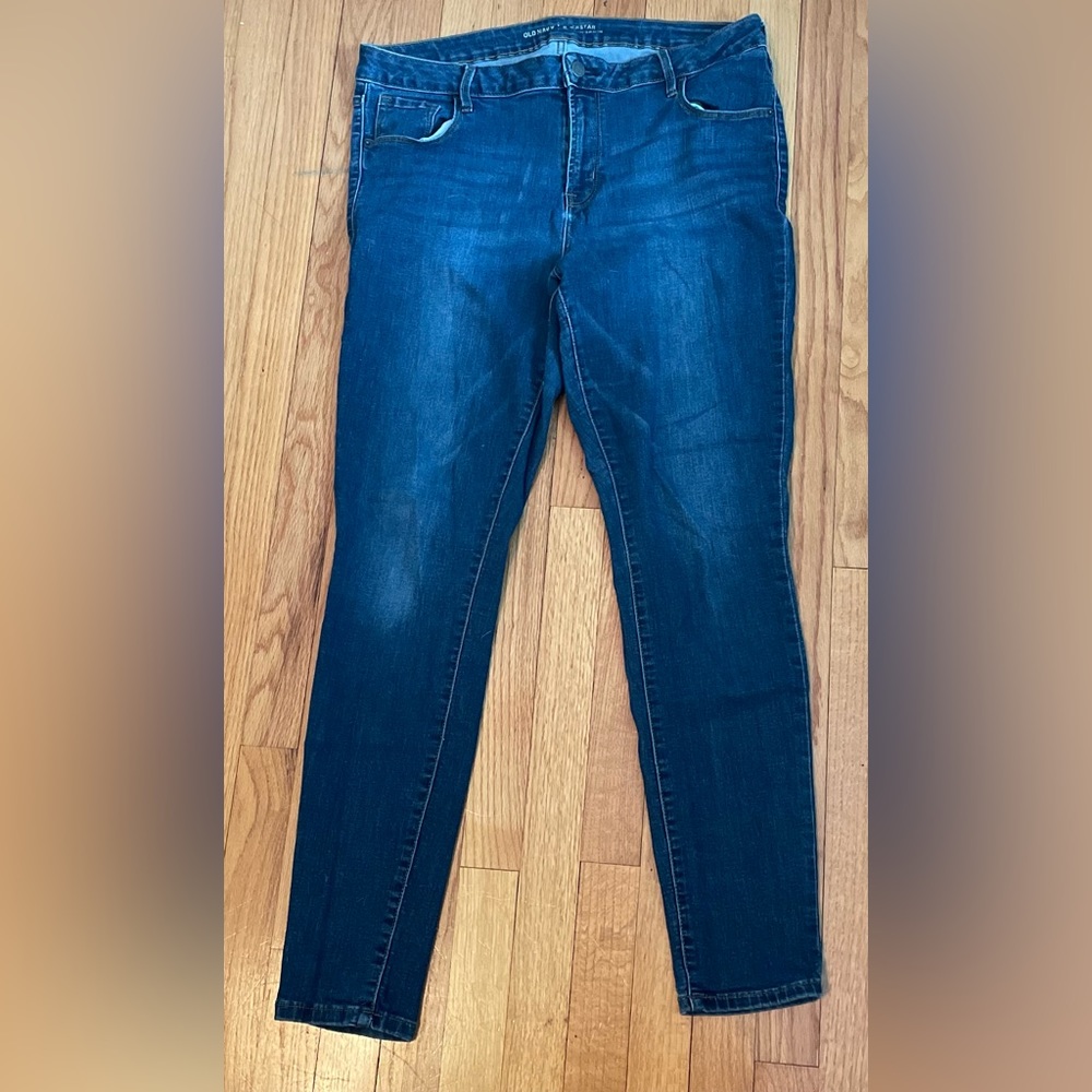 Old Navy Rockstar Super Skinny Mid-Rise